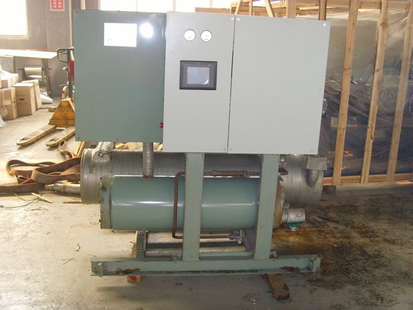 大涌镇酒店中央空调不停机清洗方法介绍